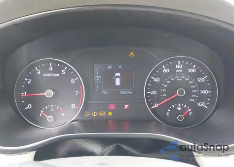 2018 Kia Sportage Lx z USA, uszkodzony, nr VIN KNDPM3AC8J7311715